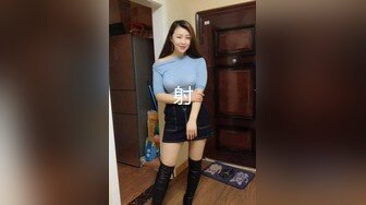 极品美艳少妇、小孩眼中的诱惑小阿姨，啤酒瓶怼逼里扩张，爽死这浪货！