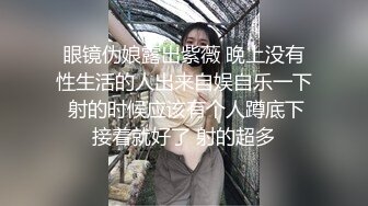 沙發爆操穿著艦娘海藍水手制服裝的美少女，胯下含屌後不停抽插到聽見她嫵媚呻吟…