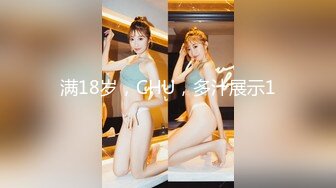 -大奶眼镜美眉 和男友弄的小情调在浴缸吃鸡啪啪 表情很舒坦 口爆吃精